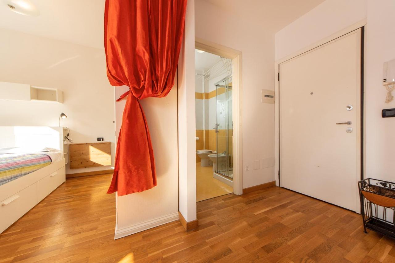 Апартаменти Housmart Milazzo 5 Болонья Екстер'єр фото