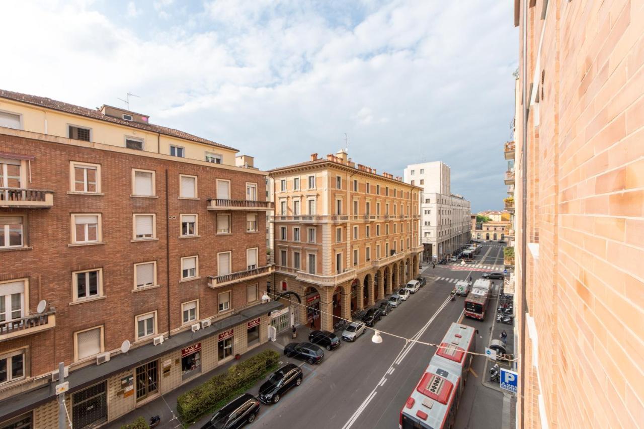 Апартаменти Housmart Milazzo 5 Болонья Екстер'єр фото
