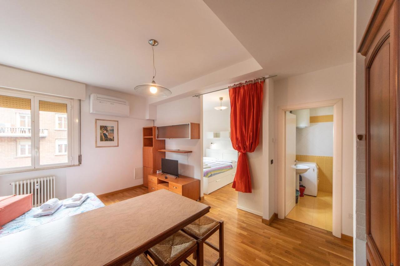 Апартаменти Housmart Milazzo 5 Болонья Екстер'єр фото