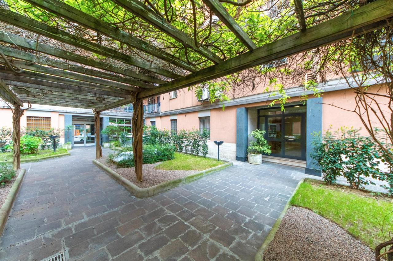 Апартаменти Housmart Milazzo 5 Болонья Екстер'єр фото