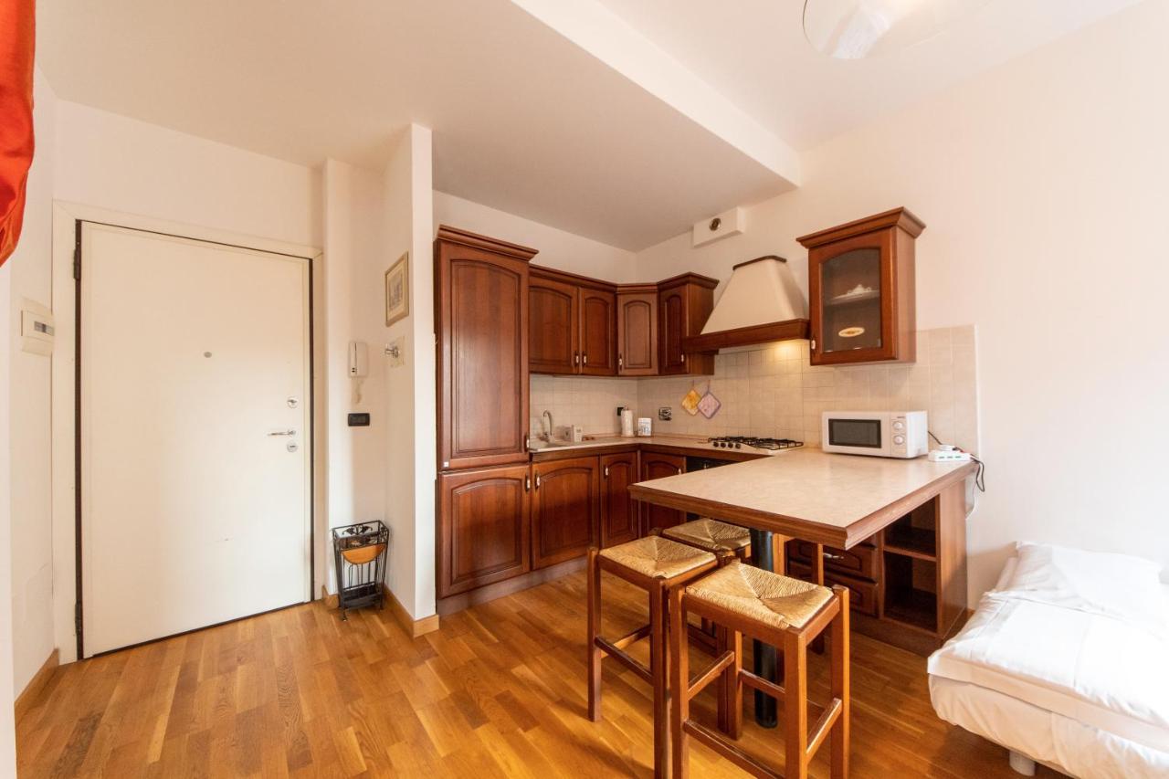 Апартаменти Housmart Milazzo 5 Болонья Екстер'єр фото